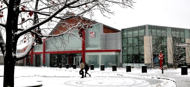 Sacred_Heart_University_Campus_Winter.jpeg